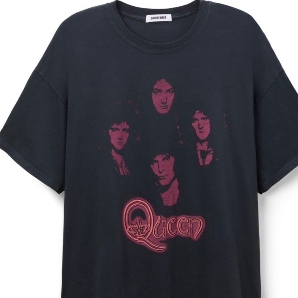 Daydreamer band tee